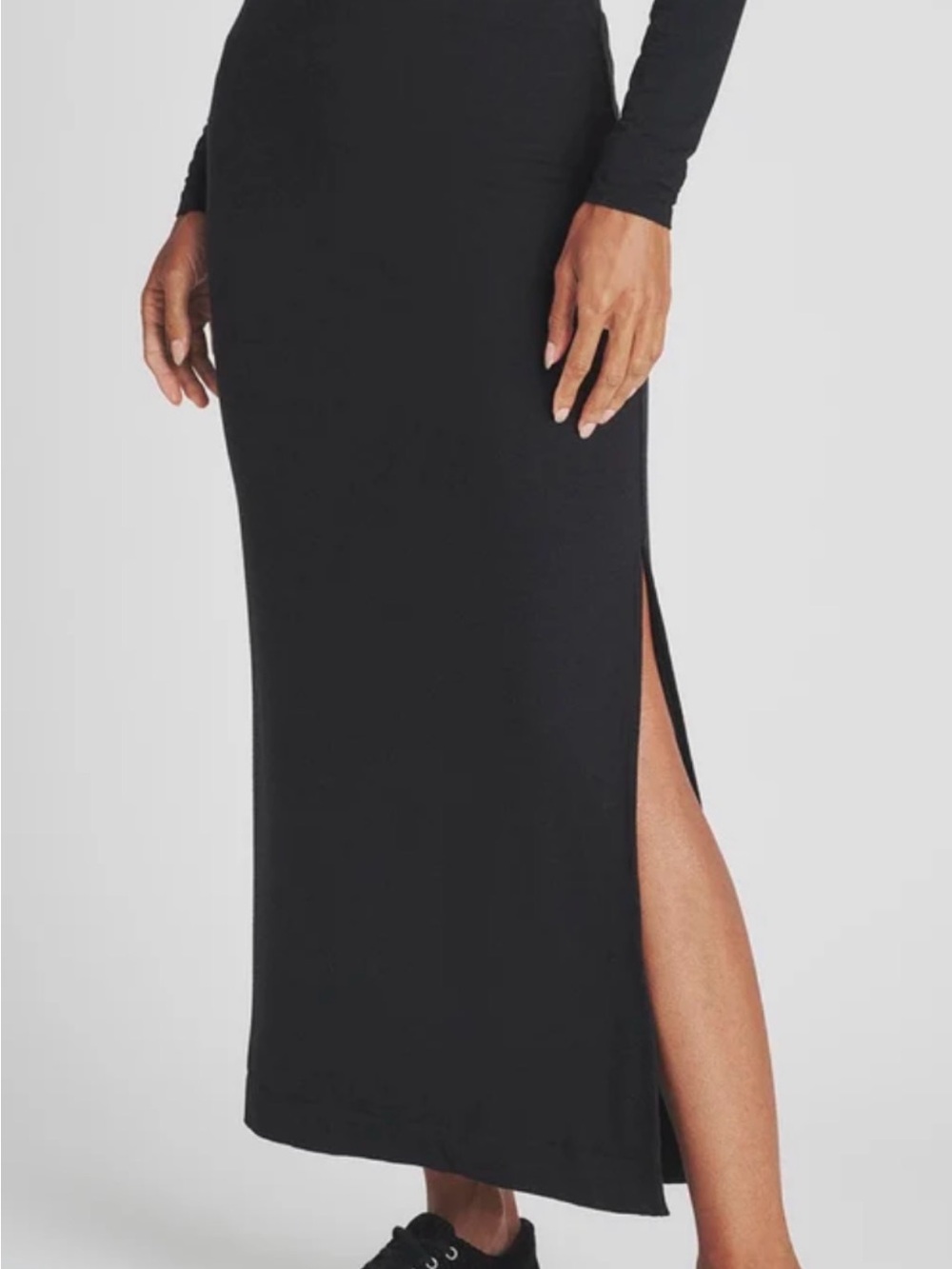 Splendid Black Maxi Skirt with Side Slit